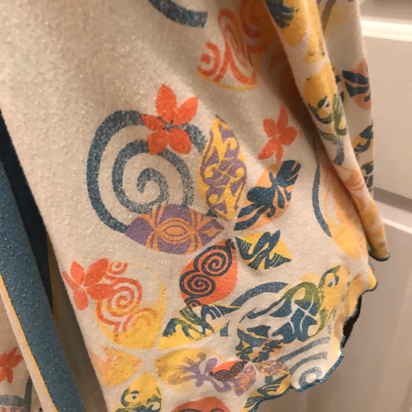 Decree Halter Top - Picture 6 of 6